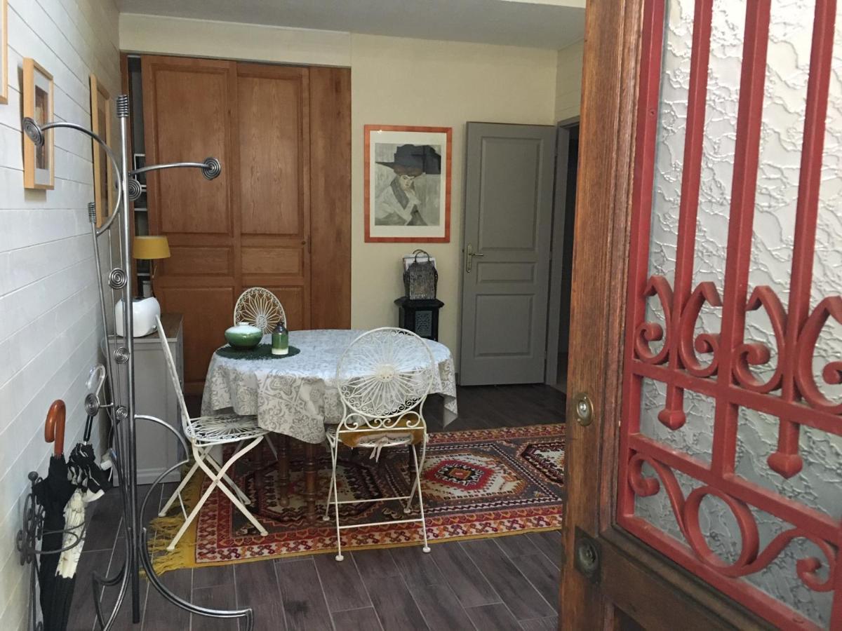Les Ateliers D'Art Bed & Breakfast Roanne Dış mekan fotoğraf