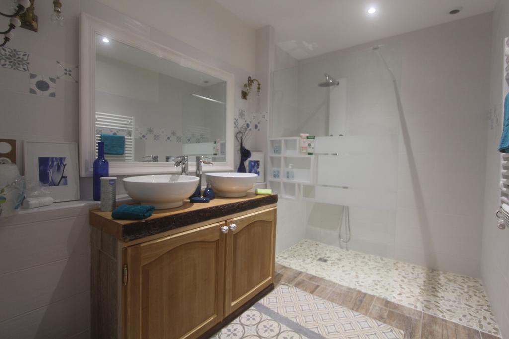 Les Ateliers D'Art Bed & Breakfast Roanne Dış mekan fotoğraf