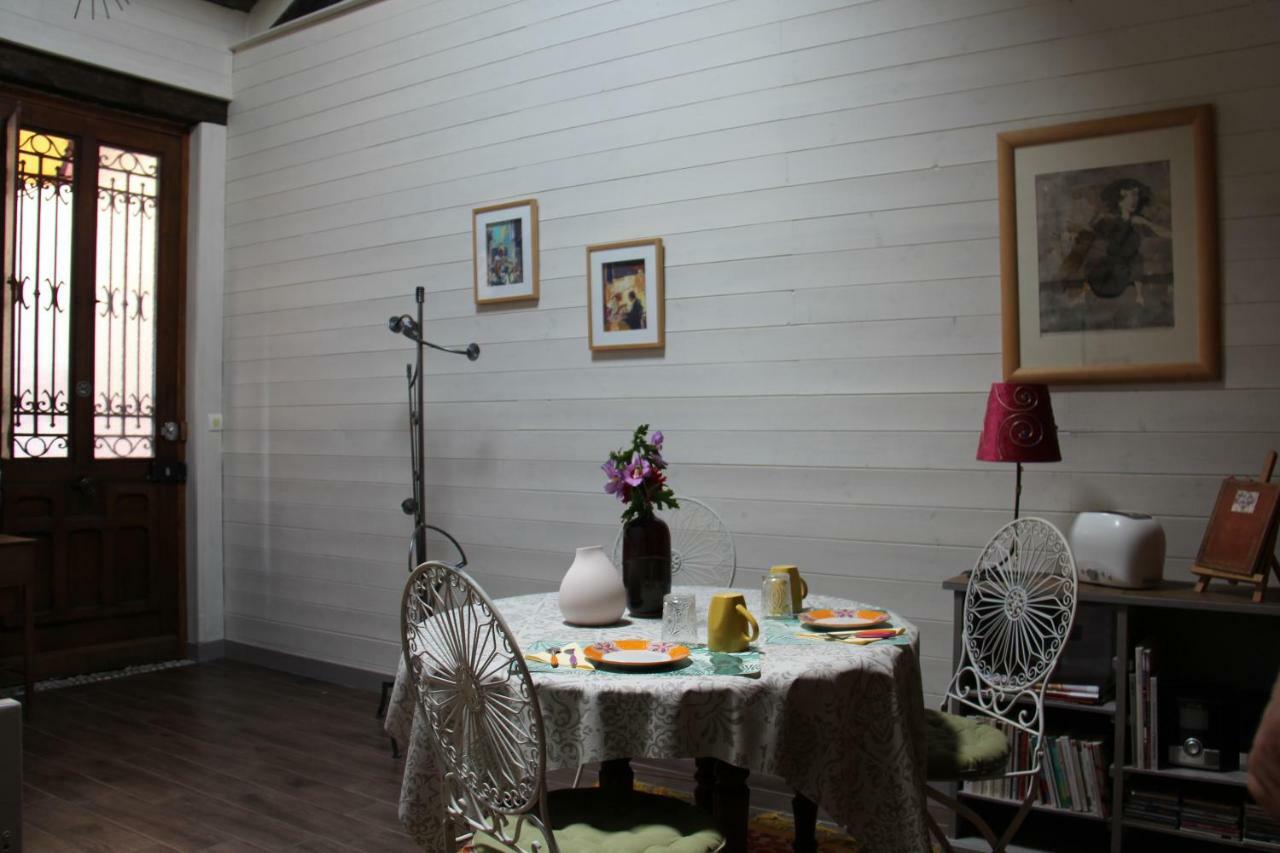 Les Ateliers D'Art Bed & Breakfast Roanne Dış mekan fotoğraf